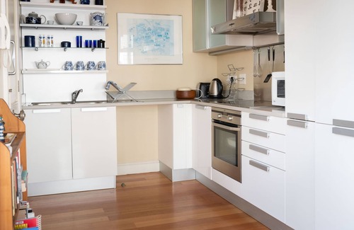 Kalk Bay Apartment | The Studio at the Majestic, Kalk Bay