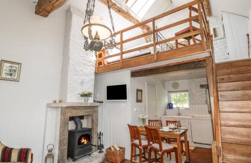 Parwich House | The Studio