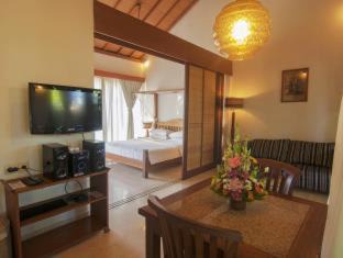 Sunset Road Resort | The Studio