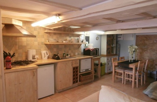 Hautefort House | The Studio (Studio Apartment, Sleeps 2/4)