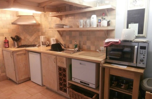 Hautefort House | The Studio (Studio Apartment, Sleeps 2/4)