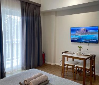 Mactan Export Processing Zone Apartment | The Suite Room at The Amani Grand