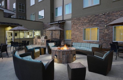 Littleton House | The suite choice for longer stays in Southwest Denver