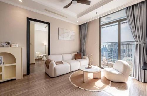 Hang Xanh Apartment | The Suite Landmark Riverside Apartment