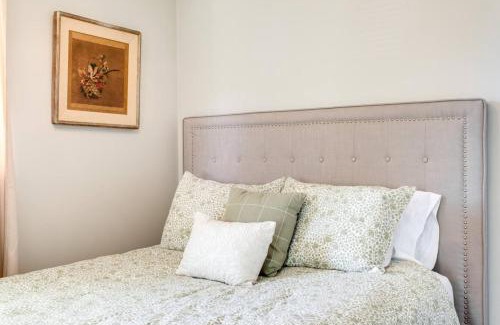 Franklin House | The Suite Spot 1 bedroom
