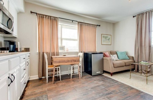 Franklin Apartment | The Suite Spot – Budget-Friendly & Fully Equipped