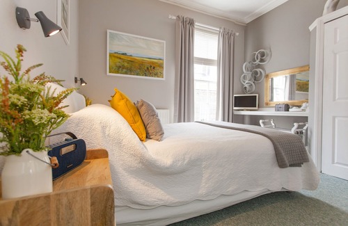 Chysauster Bed & Breakfast | The Summer House