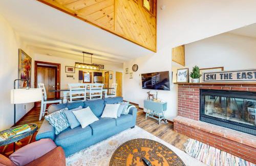 Warren Apartment | The Summit: 46
