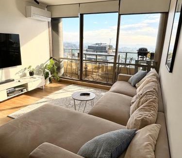 Spring Hill Apartment | The Summit Apartments - Spacious 9th floor apartment