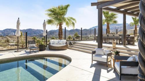 Palm Desert House | The Summit NEW Hilltop Estate with Sunset Views & Movie Theater