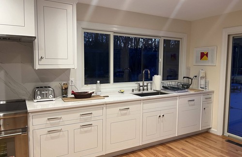 Bridgehampton House | The sun is out. Head East. Rent a beautiful house with pool and tennis for July
