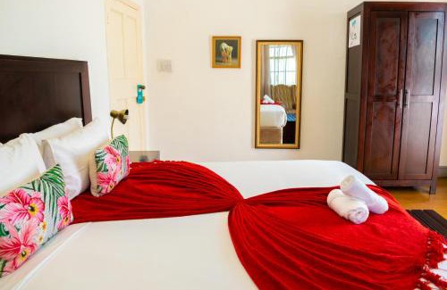 KwaGingindlovu House | The Sunbird Guesthouse
