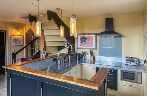 Middlemarsh House | The Sunday Schoolroom