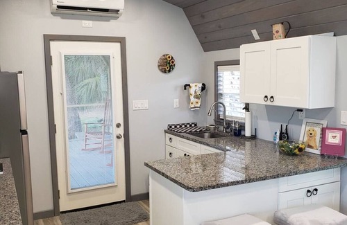 Bunnell Cottage | The Sunflower Studio Cottage.