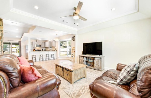 Gulf Breeze House | The Sunny Sanibel