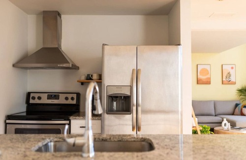 Columbia Apartment | The Sunrise Loft - Perfect for travelling nurses