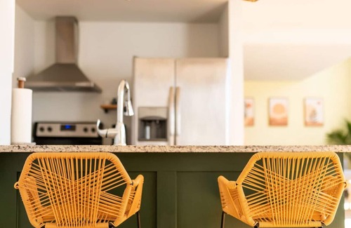 Columbia Apartment | The Sunrise Loft - Perfect for travelling nurses