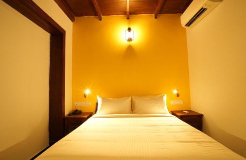 Fort Kochi Hotel | THE SUNSET BAY