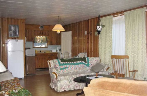 Port Elgin House | The Sunset Cottage Park Port Elgin - Cottage #4 - Aberdeen