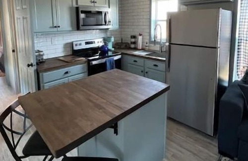 Milton House | The Sunset Cottage