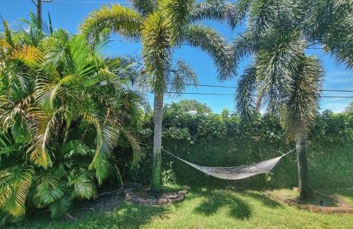 Middle River Terrace House | The Surf House