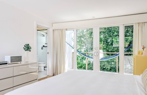 Montauk Hotel | The Surf Lodge