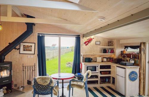 Camber House | The Surf Shack