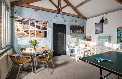 Sculthorpe House | The Swallow Cottage