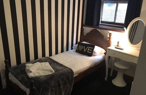 Coalbrookdale Bed & Breakfast | The Swan Hotel Smoke & Taphouse