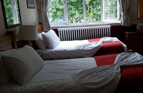 London Borough of Hounslow Hotel | The Swan Inn