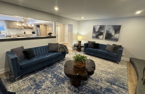 Collingwood House | 💙The Sweet Spot HOT TUB SAUNA & GAMES ROOM