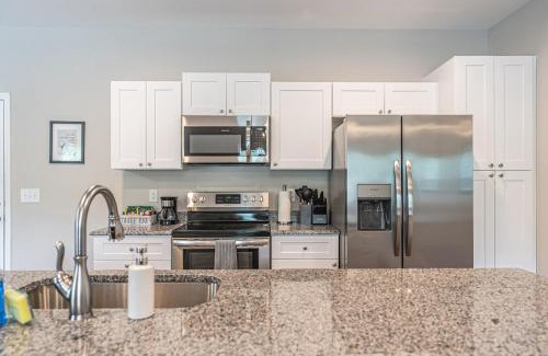 Southern Pines House | The Sycamore at Ducks Landing
