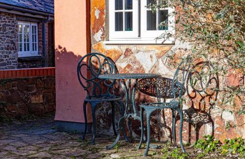 Hartland House | The Tack Room