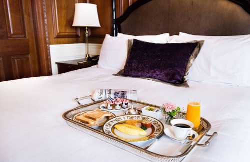 Wellington Pier Hotel | The Taj Mahal Palace Mumbai