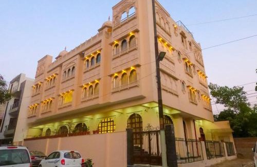Agra Hotel | The Taj Vista Agra -walking distance to Taj Mahal