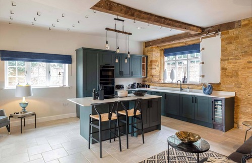 Kelmarsh House | The Talbot & Granary - Exclusive Elegant Homes