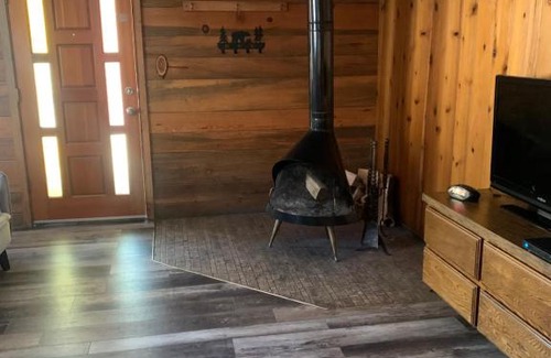 Big Creek Cabin | The Tamarack Lodge