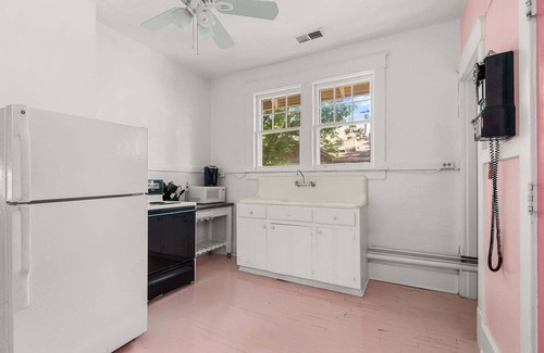 Hillsboro Village Apartment | The Taylor Swift Apt Music Row Walkable!