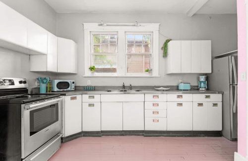 Hillsboro Village Apartment | The Taylor Swift Loft - Music Row - Walkable