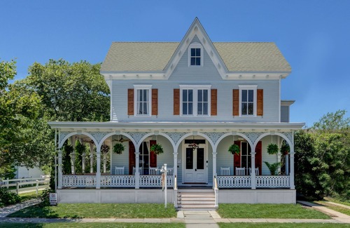 Cape May Cottage | The Tea Rose
