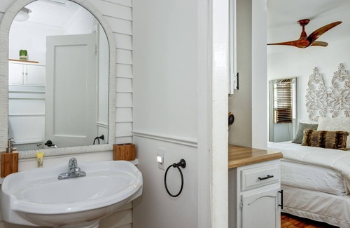 Cape May Cottage | The Tea Rose
