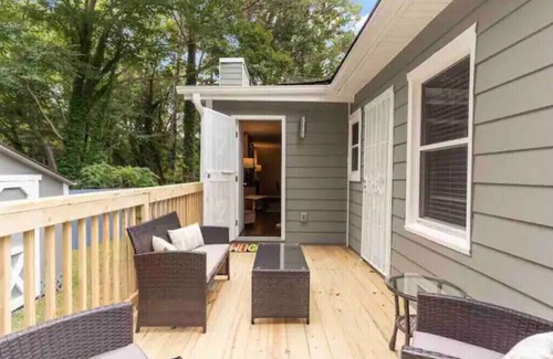 Atlanta House | The Teal Door - West Midtown - Minutes from Fun!