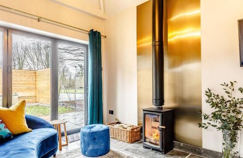 Warminster House | The Telephone Exchange