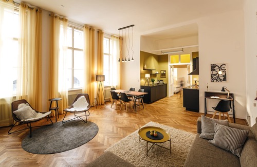 Innere Stadt Hotel | The Temple