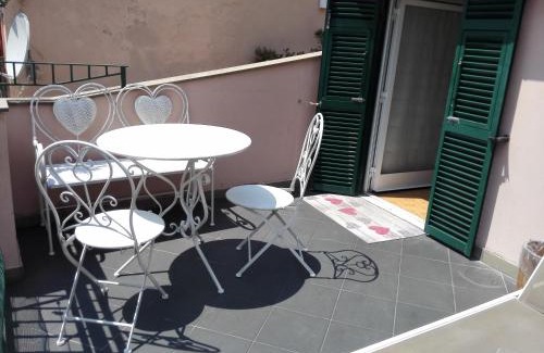 Vernazza House | The Terrace