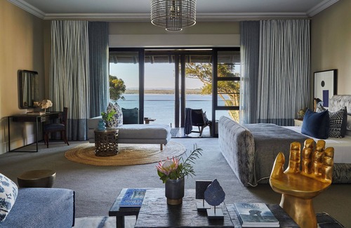 Greater Hermanus Hotel | The Thatch House Hermanus