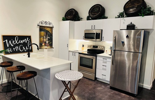 Deep Ellum Apartment | The Theatre on Rodeo