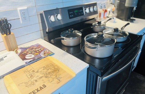 Deep Ellum Apartment | The Theatre on Rodeo