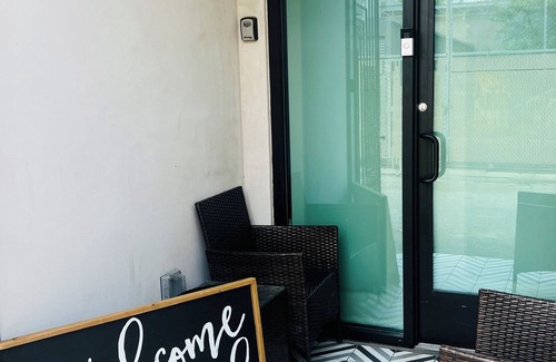 Deep Ellum Apartment | The Theatre on Rodeo