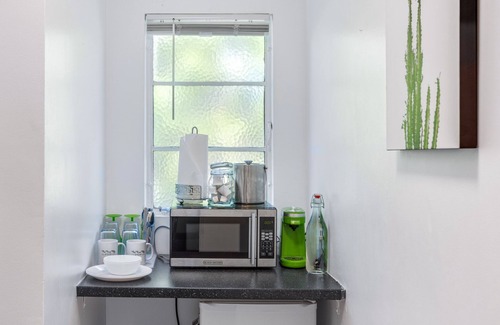 Downtown Palm Springs Hotel | The Three Fifty Hotel